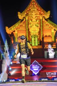 BIB: 9206, 200
                            <button type="button" onclick="openModal(22346886)" class="btn btn-primary btn-sm float-right btn-popup" data-toggle="modal" data-target=".modal-high-quality">
                        <i class="fas fa-shopping-cart"></i> Add to Cart
                    </button>
                                            <button type="button" onclick="isThisMe(22346886, true)" class="btn btn-success btn-sm float-right btn-popup btn-isme hidden" data-toggle="tooltip" data-placement="bottom" title="นี่คือรูปของคุณใช่ไหม คลิกที่นี่เพื่อเอาเข้าอัลบั้ม">
                        <i class="fas fa-plus"></i> Add to album
                    </button>
                    <button type="button" onclick="isThisMe(22346886, false)" class="btn btn-warning btn-sm float-right btn-popup btn-isnotme hidden">
                        <i class="fas fa-ban"></i> Remove from album
                    </button>